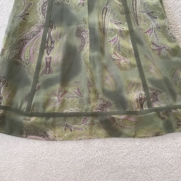 Express Small green and purple paisley A-Line skirt - Picture 6 of 7